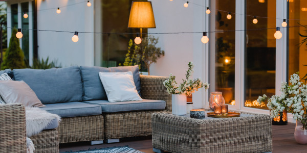 Pintar Fachadas de Casas Unifamiliares / Chalets en Lleida · Pintura para Pintar Patios y Jardines