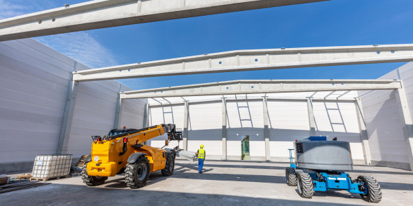 Pintar Fachadas de Naves Industriales, Fábricas y Almacenes en Lleida · Pintar Construcción de Obra Nueva